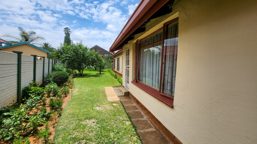 3 Bedroom Property for Sale in Stilfontein Ext 4 North West